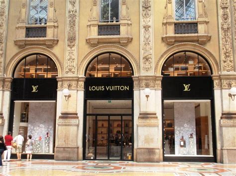 louis vuitton brescia|louis vuitton italy stores.